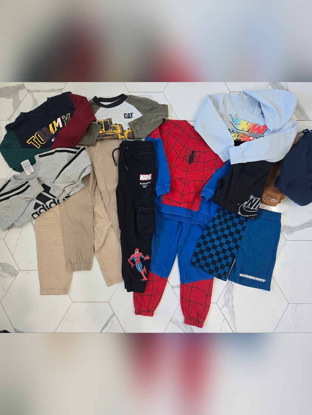 Haul Of Clothes Boys Size 5-6. Marvel, Nike, Tommy Hilfiger, Hot Wheels.